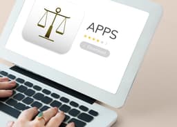 Rechtsberatung im Digitalen Zeitalter: Chancen und Herausforderungen – Wie sich die Rechtsbranche durch die Digitalisierung Verändert
